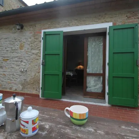 Сasa de vacaciones Casale Acquaviva
